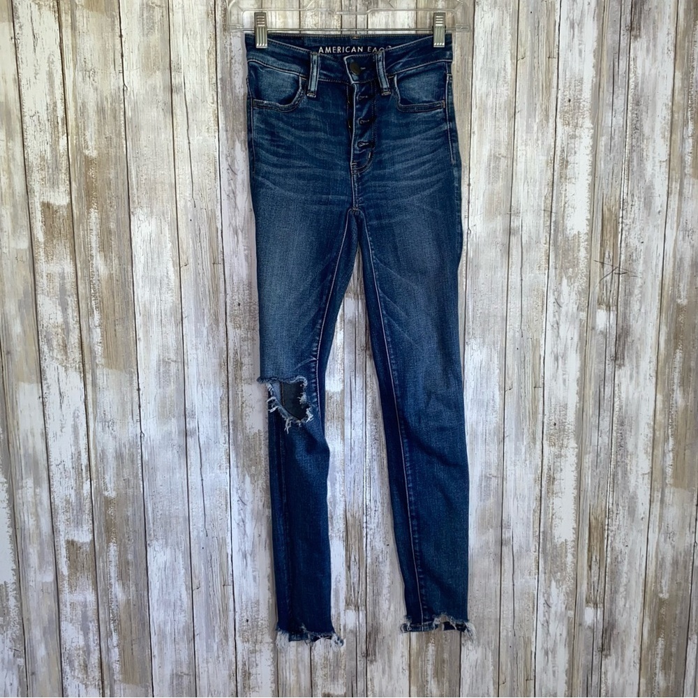 American Eagle Distressed High Rise Jegging Crop